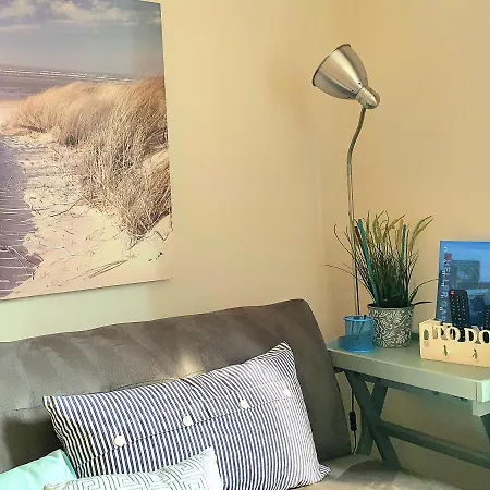 Nelson Apartment *